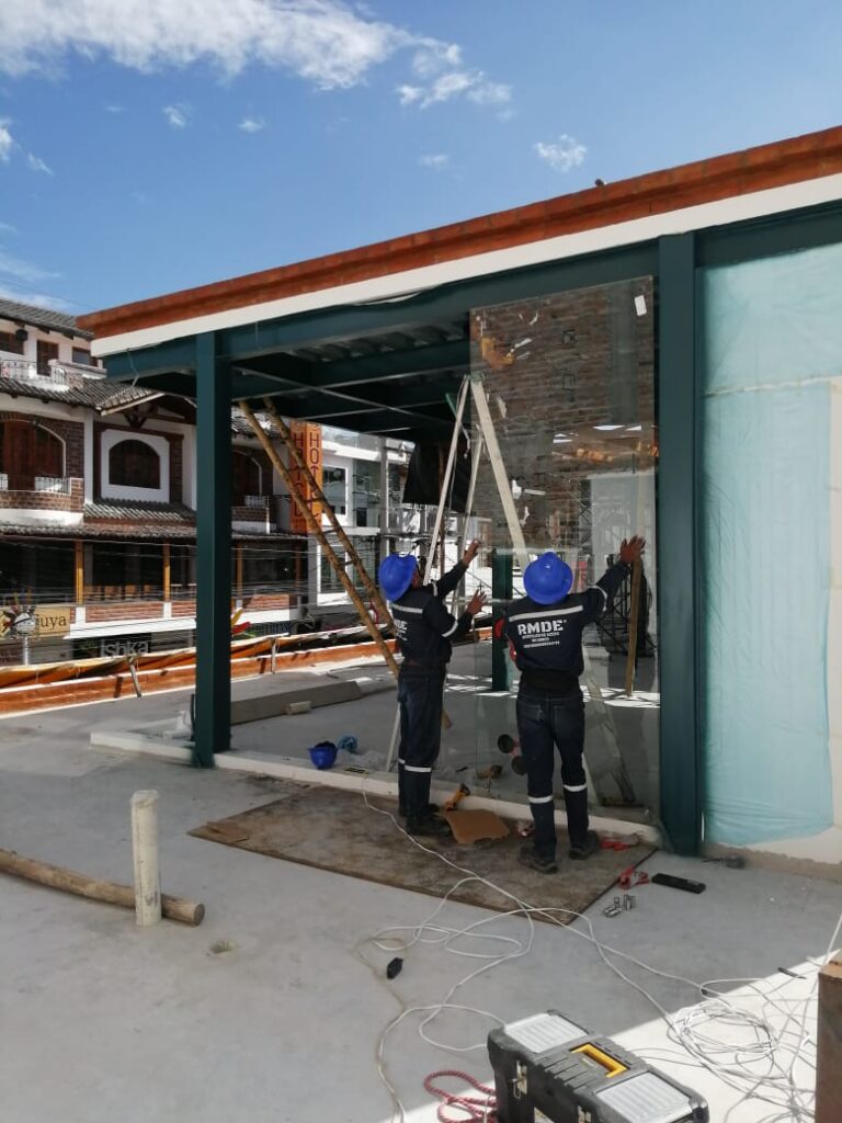 vidrio templado estructural quito ecuador
